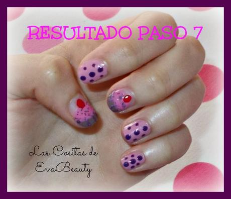 Mis manicuras (13): Manicura con puntos y Cupcake de fresa y chocolate.