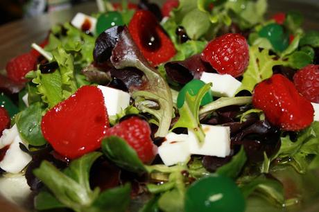 ENSALADA DE FRUTOS ROJOS
