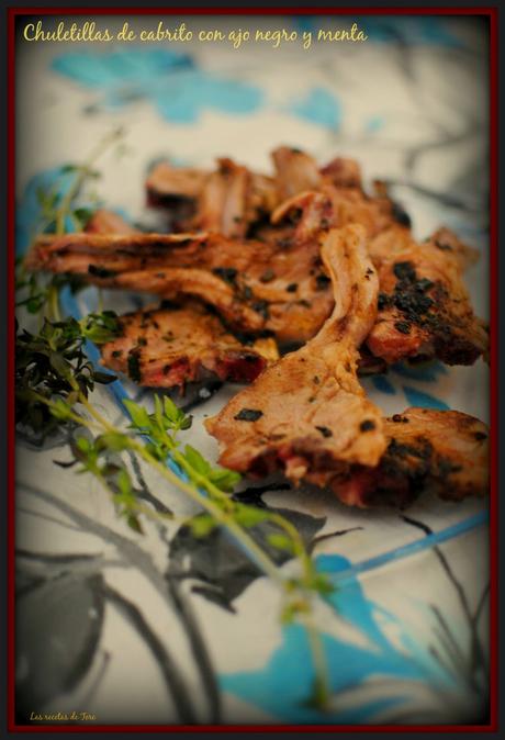 chuletillas de cabrito con ajo negro y menta tererecetas 04