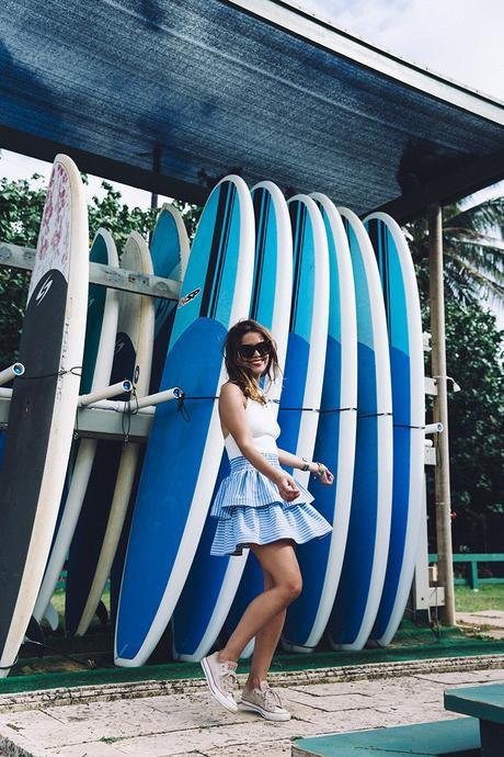 Ruffle_Striped_Skirt-Knit_Top-Pull_and_Bear-Beach-Converse-Beach_Outfit-Kauia-Travels-Hawaii-18