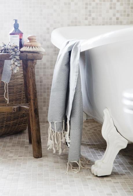 SERENIDAD, MADERA Y CLÁSICOS DEL DISEÑO EN NORUEGA