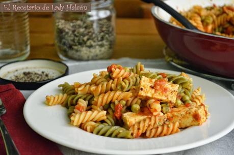 Pasta con salsa de tomate y tofu - Receta vegetariana