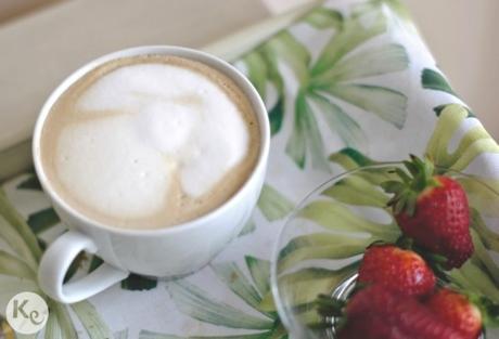 Anatomía del perfecto desayuno en la cama/ Anatomy of a perfect breakfast in bed The anatomy of a perfect breakfast in bed