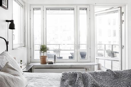 interiores espacios pequeños estilo nórdico escandinavo estilo nórdico estilismo de interiores decoración de salones decoración de interiores cocinas pequeñas cocinas blancas modernas blog decoracion interiores agencias inmobiliarias españolas 