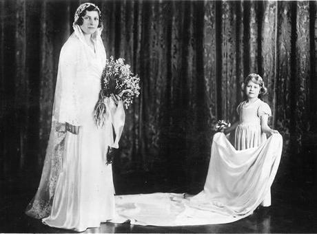 UNA REINA DE 89 PRIMAVERAS UNA REINA DE 89 PRIMAVERAS