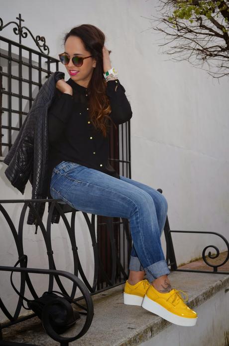 Outfit - Black & Yellow