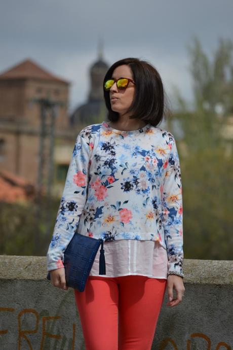 CORAL + FLORES CORAL + FLORES