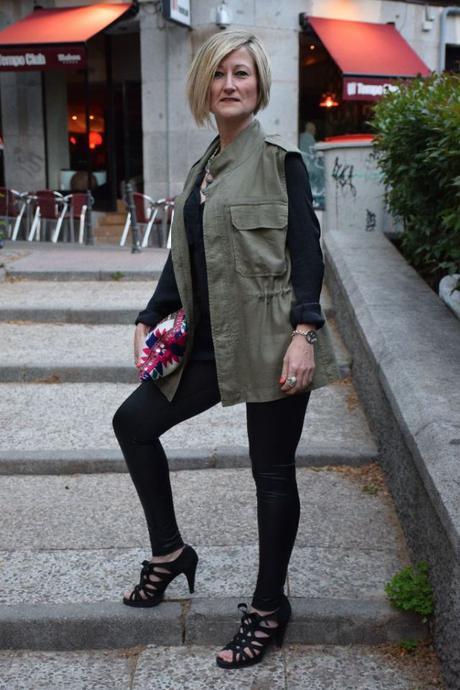 Cargo waistcoat. Military style military style