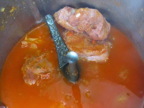 Patatas con costillas