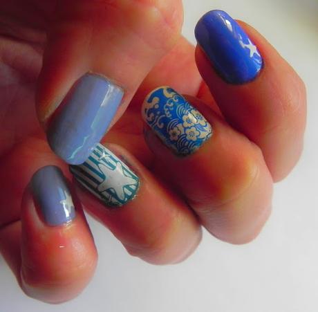 Busca tu pantone: Azules (look y manicura)