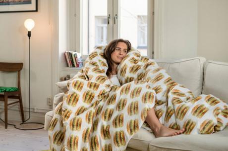 La hamburguesa Big Mac tiene su propia línea de ropa. manta big mac