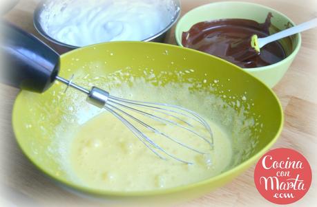 Receta hecha con olla GM, bizcocho de chocolate casero. Fácil, rápido y sencillo. Cocina con Marta.