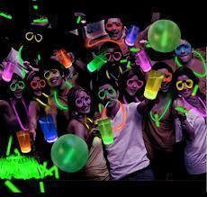 Lo fluorescente invade las bodas