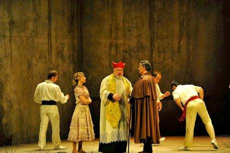 La Operización De El Caserío