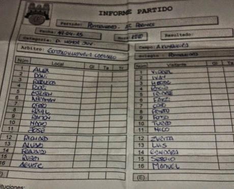 El Atlético Perines Juvenil celebró su salvación en Pontevedra, con la super reportera Ana de testigo