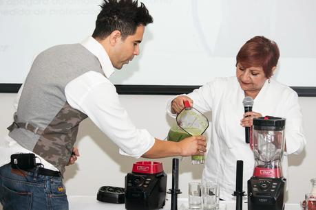 Vive saludable con Oster Xpert Series Vive saludable con Oster Xpert Series