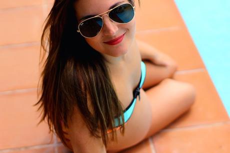 BUMP IN TRIANGL SWIMWEAR