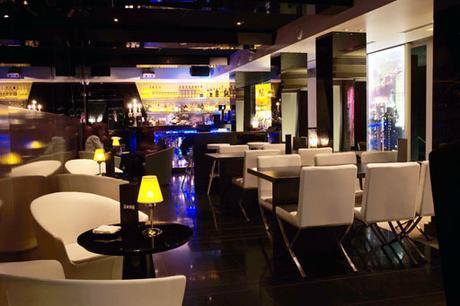 A-cero Projects New Grog Club: Un espacio de usos múltiples diseñado por A-cero en la capital