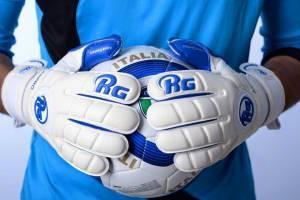 RG comienza a mostrar sus nuevos guantes RG Aspro Aqua