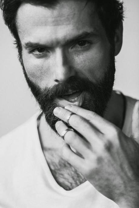 Capítulo 24: Susurros de abril