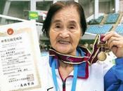 Natación Mieko Nagaoka bate récords años.
