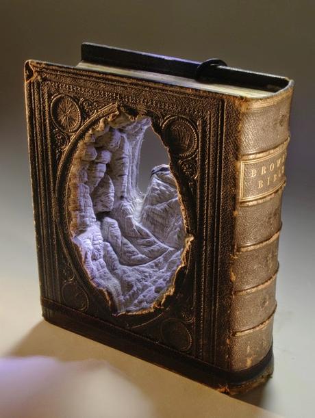 Arte con libros. Día del libro