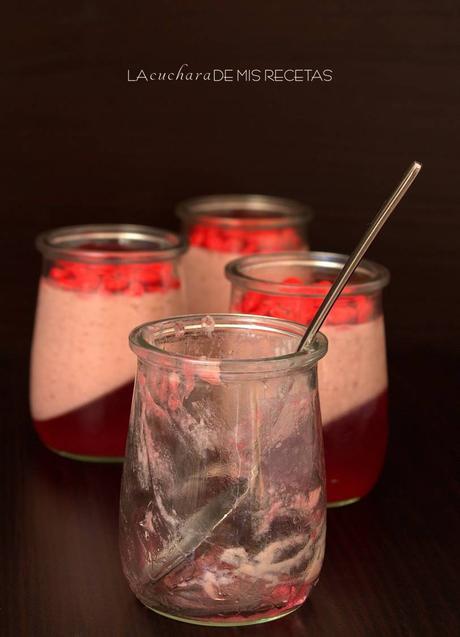 Panna cotta. Su nombre es meramente italiano, como su ori... pannacotta6.jpg