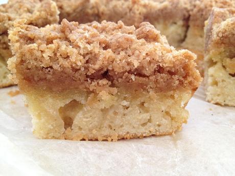 recetas delikatissen Recetas Americanas postres fáciles y rápidos postres americanos Crumb cake bizcochos con capas bizcocho crumb bizcocho con crujiente bizcocho con canela 