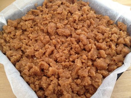 recetas delikatissen Recetas Americanas postres fáciles y rápidos postres americanos Crumb cake bizcochos con capas bizcocho crumb bizcocho con crujiente bizcocho con canela 