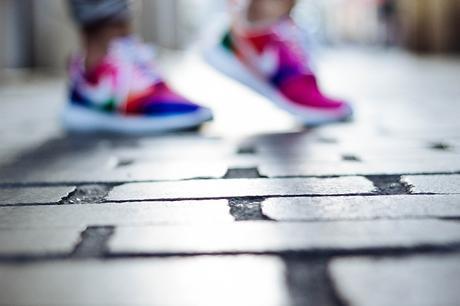 glamournarcotico_fire_meets_gasoline_asos_shirt_h&m_skinny_jeans_mouet_sunglasses_Nike_Roshe_Run_Hypercolour_Biker_Street-Style_Menswear_Charlie-Cole_spain (14)