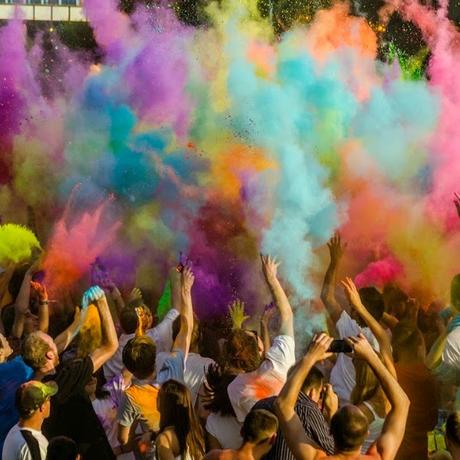 Holi Run Valencia 2015, corre entre colores