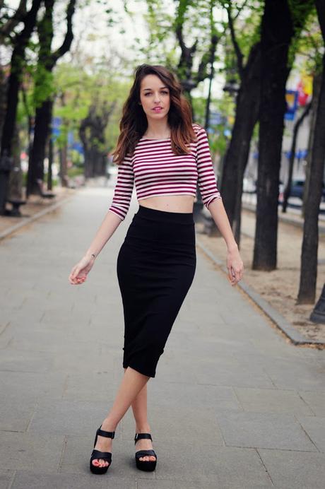 CROP TOP + FALDA MIDI