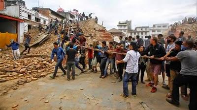 Francia ayuda a Nepal tras el terremoto