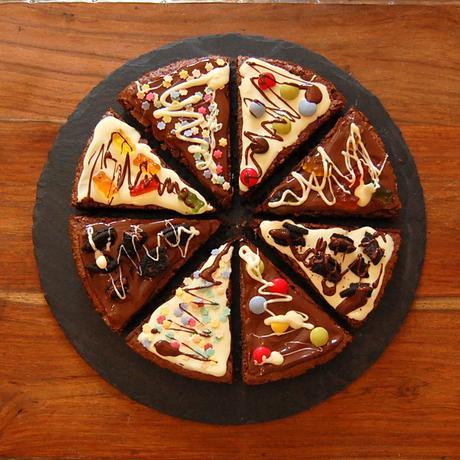 BROWNIE - PIZZA. TODOS A HORNEAR!!