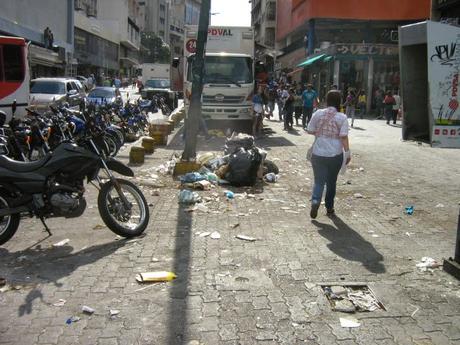 EL RECREO -SECTOR CHACAITO NECESITA CONTINUACION DE OBRAS PREVISTAS