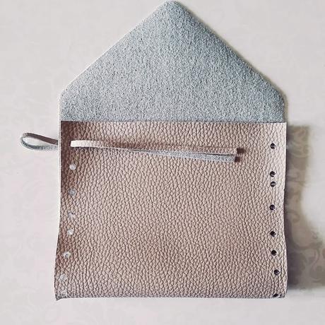 DIY: Como hacer Bolso de polipiel con flecos fácil ,barato y sin coser