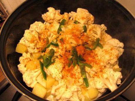 Curry (picante) de coliflor y patata. (#elAsaltablogs) curry-de-coliflor-y-patata