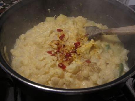 Curry (picante) de coliflor y patata. (#elAsaltablogs) directamente