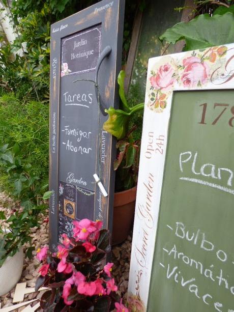 Puertas de cocina convertidas en pizarras