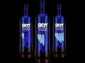 SKYY: botella vodka ilumina ritmo música