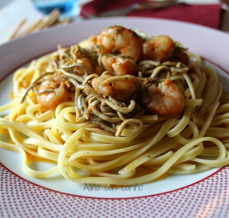 TALLARINES AL HUEVO CON GULAS Y GAMBAS AL AJILLO