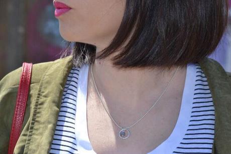 Blanco, navy, caqui. Blanco, navy, caqui.