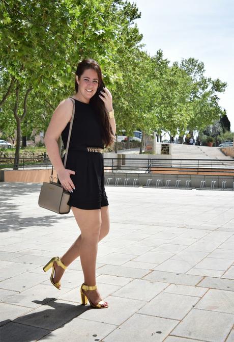 Different shoes, two looks