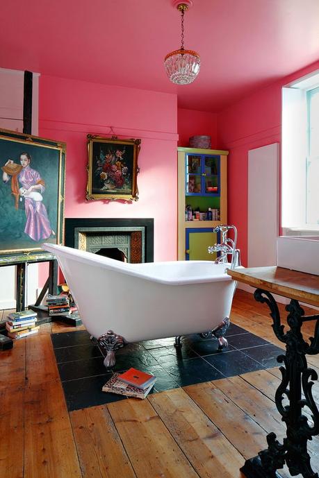 buenos días!!!  comenzamos la semana algo rococó y Kistch a más no poder