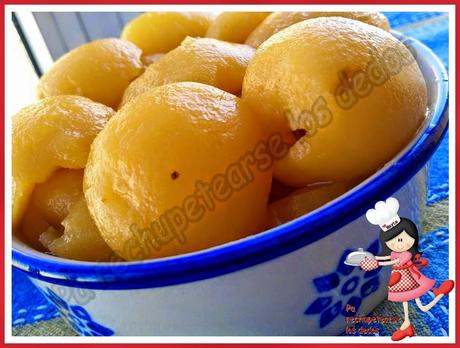 *Nísperos en almíbar (tradicional)