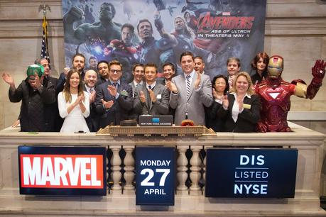 Avengers tocan la campana en Wall Street