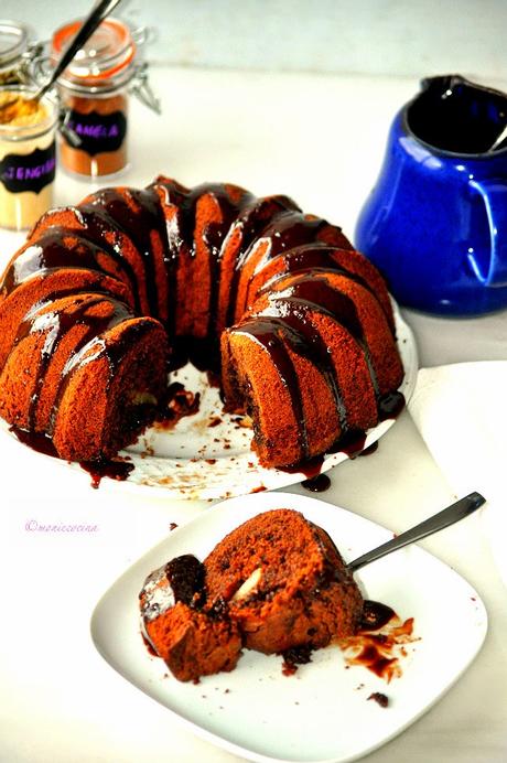 BUNDT CAKE DE CHOCOLATE ESPECIADO Y PERA