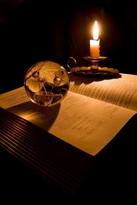 NO BUSQUES LOS DESPOJOS DE LA VIDA...