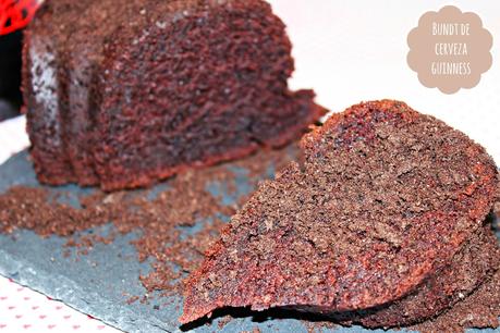 BUNDT DE CERVEZA GUINNESS