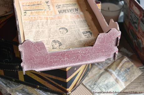 Caja de fresas craquelada a dos colores Caja de fresas craquelada a dos colores